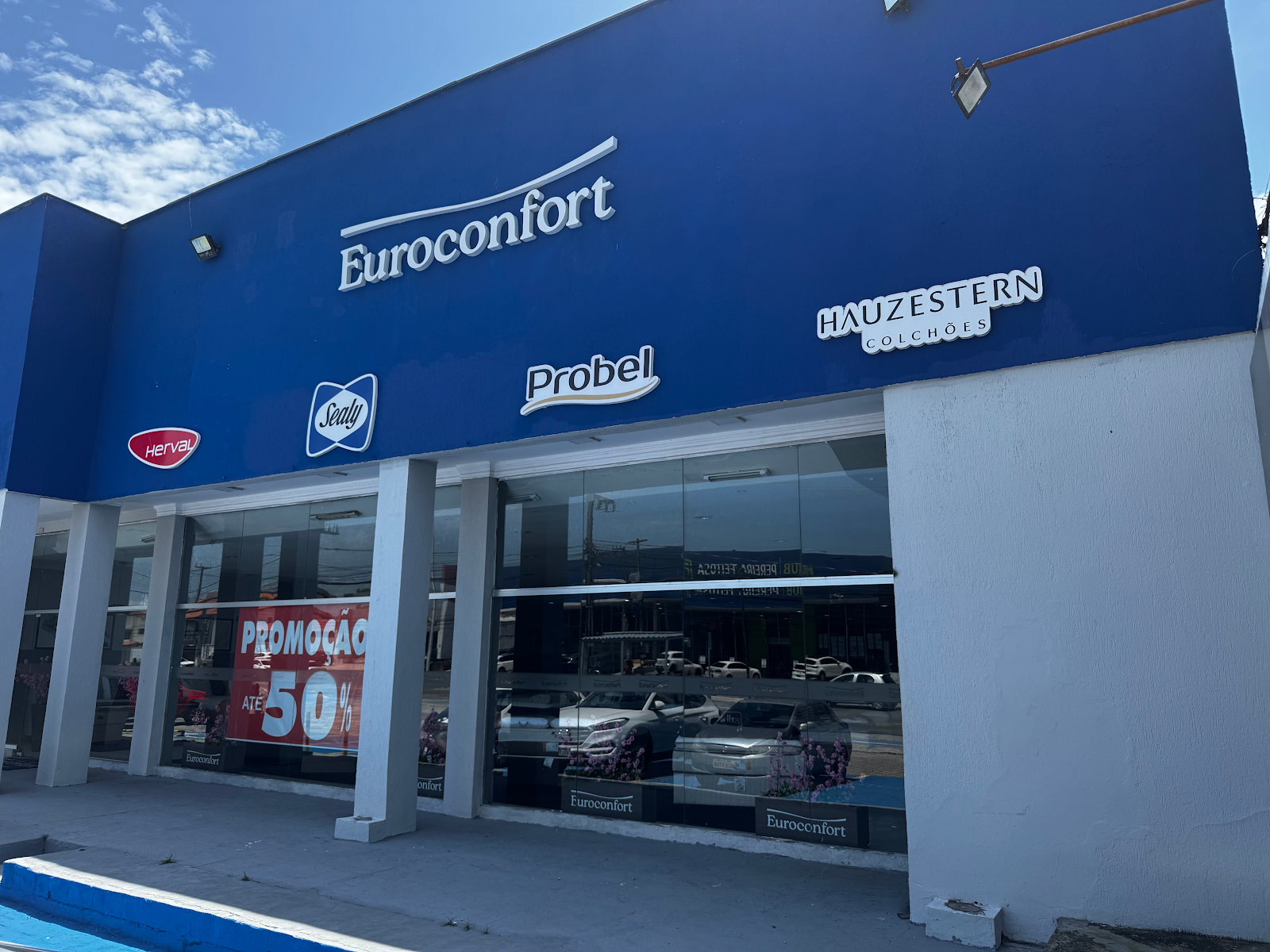 Fachada da loja Euroconfort em São Luís